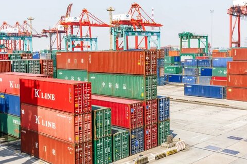 رفع تحریم‌ها به نفع معیشت مردم و کاهش هزینه‌های تولید و صادرات است