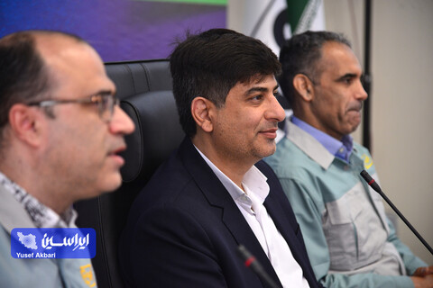 نشست مدیرعامل گروه فولاد مبارکه با مدیرعامل و مدیران شرکت فولاد و نورد سبا