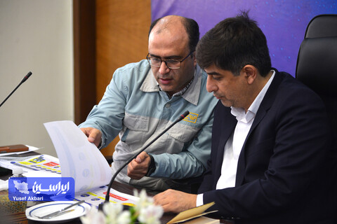 نشست مدیرعامل گروه فولاد مبارکه با مدیرعامل و مدیران شرکت فولاد و نورد سبا