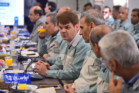 نشست مدیرعامل گروه فولاد مبارکه با مدیرعامل و مدیران شرکت فولاد و نورد سبا