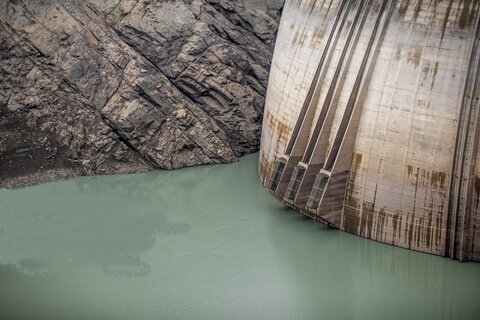 ذخایر سدهای کشور به ۳۷ درصد رسید