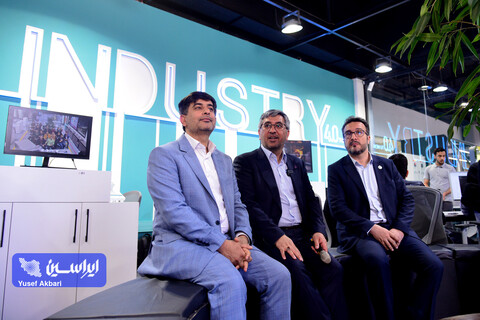 بازدید مدیرعامل گروه فولاد مبارکه از پردیس توسعه فناوری‌های راهبردی فولاد مبارکه و آزمایشگاه توسعه صنعت ۴.۰