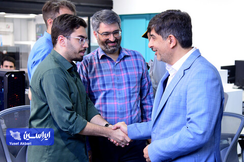 بازدید مدیرعامل گروه فولاد مبارکه از پردیس توسعه فناوری‌های راهبردی فولاد مبارکه و آزمایشگاه توسعه صنعت ۴.۰