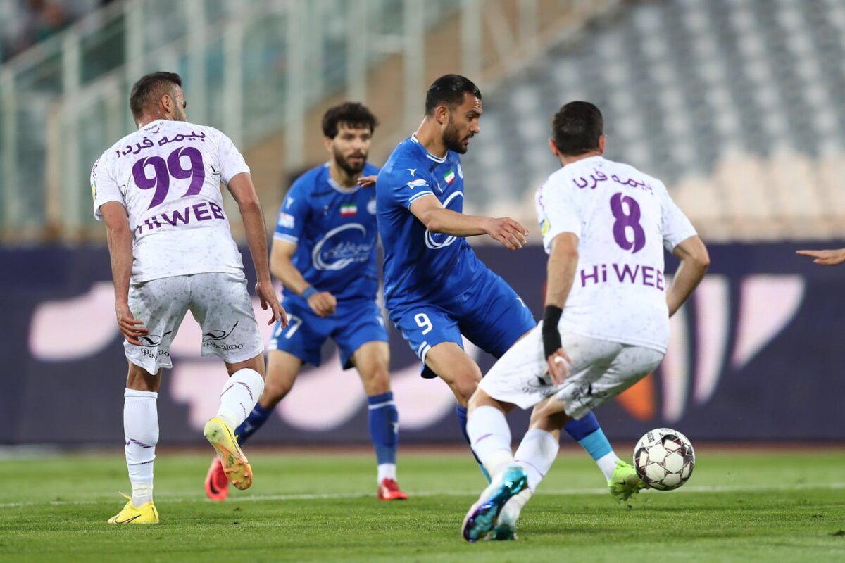 VAR جلوی برد استقلال را گرفت