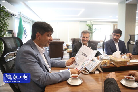 نشست هم‌اندیشی اعضای هیئت مدیره و هیئت اجرایی انجمن تولیدکنندگان فولاد ایران با مدیرعامل فولاد مبارکه