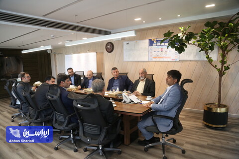 نشست هم‌اندیشی انجمن تولیدکنندگان فولاد ایران با مدیرعامل گروه فولاد مبارکه