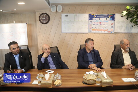 نشست هم‌اندیشی اعضای هیئت مدیره و هیئت اجرایی انجمن تولیدکنندگان فولاد ایران با مدیرعامل فولاد مبارکه