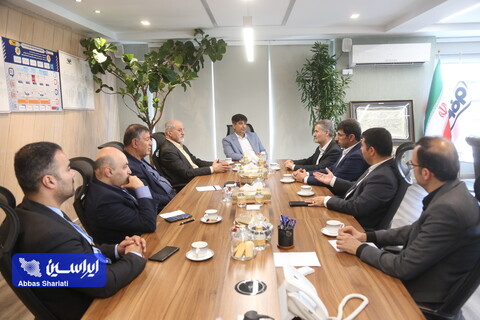 نشست هم‌اندیشی اعضای هیئت مدیره و هیئت اجرایی انجمن تولیدکنندگان فولاد ایران با مدیرعامل فولاد مبارکه