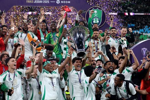 الاهلی اولین قهرمانی‌اش در آسیا را جشن گرفت