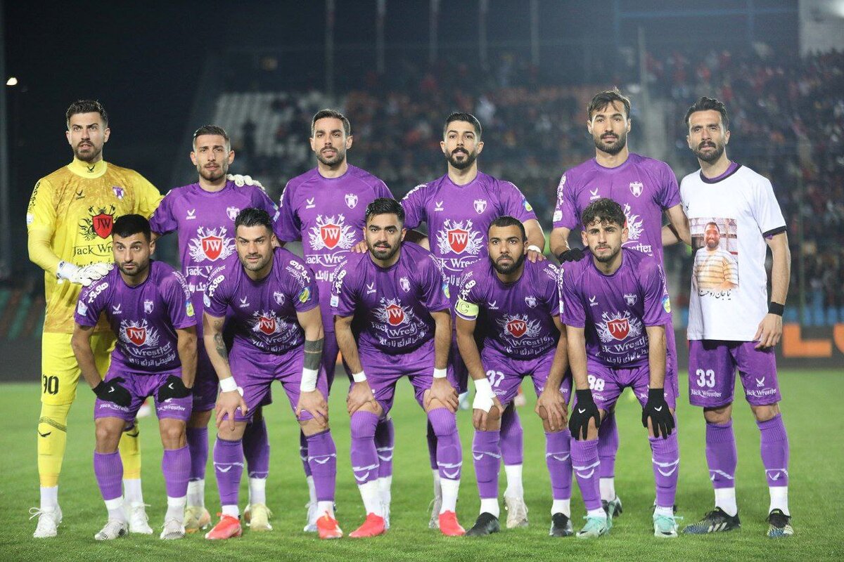 هوادار تهران به گلستان منتقل شد