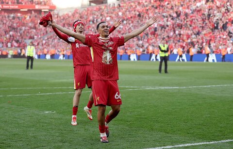 جدایی آرنولد از لیورپول رسمی شد