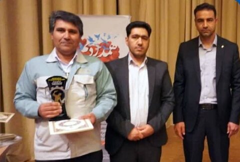 واحد ایمنی، بهداشت و محیط زیست ورق خودرو در جشنواره امتنان به عنوان کار نمونه استانی انتخاب شد