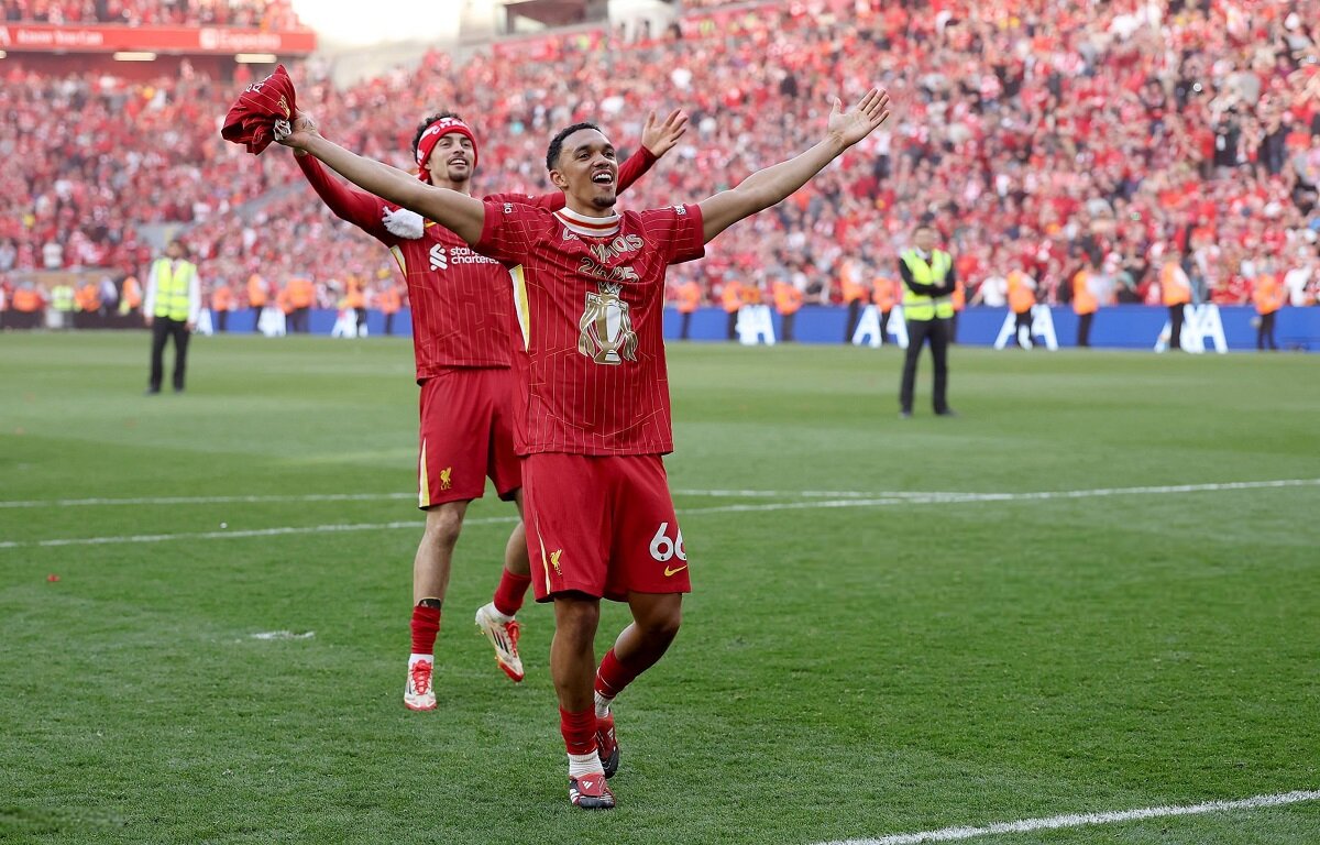 جدایی آرنولد از لیورپول رسمی شد