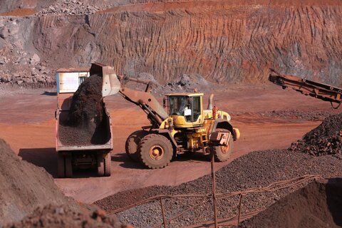 ریزش کم‌سابقه قیمت سنگ‌آهن در بازارهای جهانی