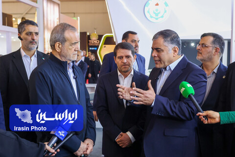 بازدید رئیس جمهور از بیست و نهمین نمایشگاه بین‌المللی نفت