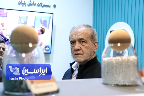 بازدید رئیس جمهور از بیست و نهمین نمایشگاه بین‌المللی نفت
