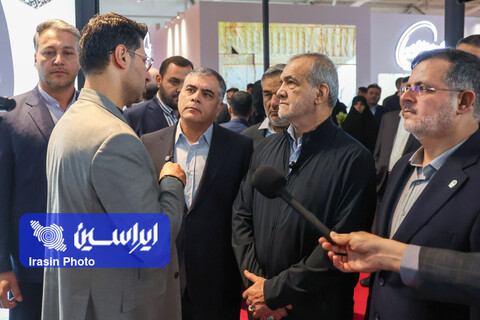 بازدید رئیس جمهور از بیست و نهمین نمایشگاه بین‌المللی نفت