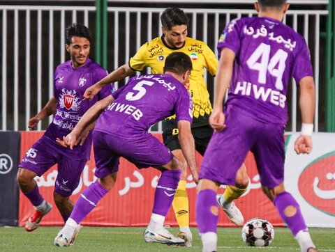 توقف سپاهان در تهران؛ کسب رده دوم لیگ برتر در خطر افتاد