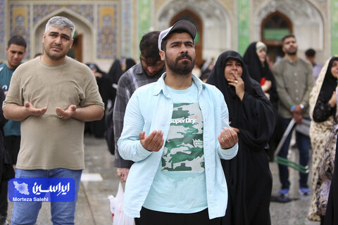 حال و هوای حرم رضوی در سالروز میلاد امام رضا علیه‌السلام