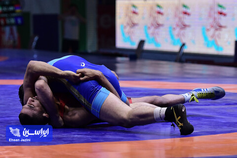 رقابت‌های بین‌المللی کشتی آزاد جام تختی