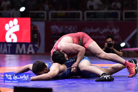 رقابت‌های بین‌المللی کشتی آزاد جام تختی