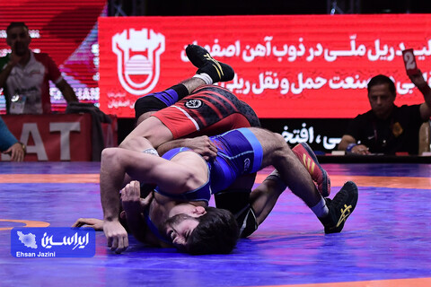 رقابت‌های بین‌المللی کشتی آزاد جام تختی