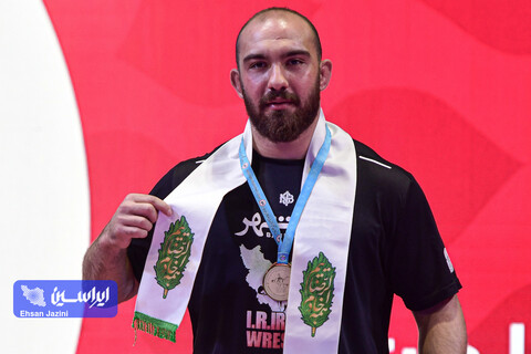 رقابت‌های بین‌المللی کشتی آزاد جام تختی