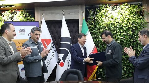 امضای قرارداد احداث بلوک سوم مجتمع نیروگاهی گهران سیرجان برای تأمین برق پایدار