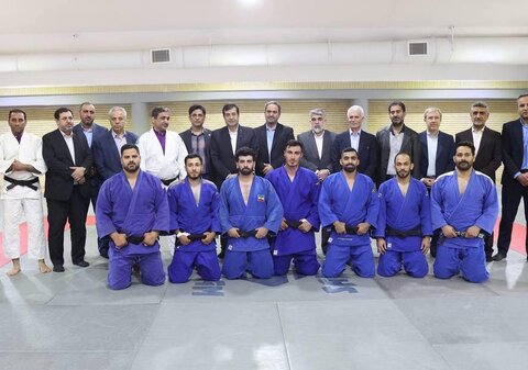 بازدید وزیر ورزش از اردوی تیم‌های ملی ورزش کارگری