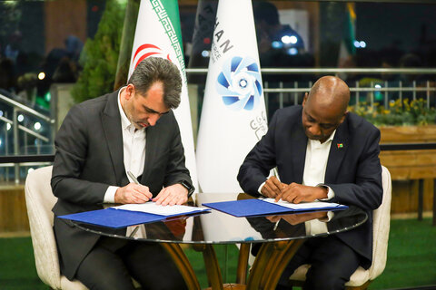 امضای مشترک برای آینده‌ای مشترک