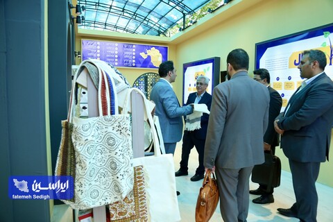 نخستین همایش و نمایشگاه تجارب مسئولیت‌های اجتماعی در ایران از دریچه دوربین ایراسین