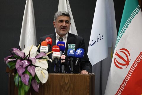 رشد اقتصادی پایدار راه‌حل کلیدی برای چالش‌های کشور است