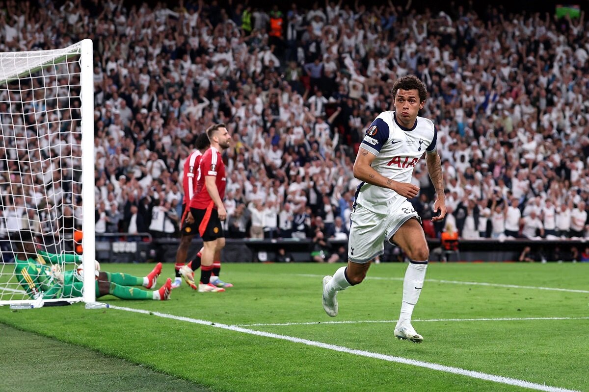 قهرمانی تاتنهام در لیگ اروپا