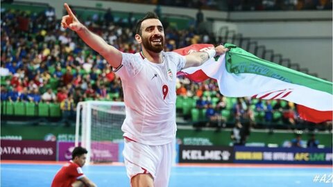 افتخارات فوتسالم را در فوتبال داشتم از سربازی معاف می‌شدم