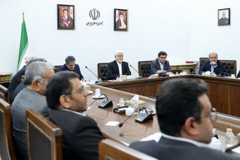 گزارش ظرفیت تولید ۹۰ میلیون تن سیمان به معاون اول رئیس جمهور ارائه شد