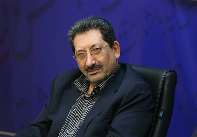 حمایت از فولاد و پتروشیمی ضروری است