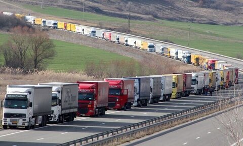 همه مرزهای زمینی کشور باز است