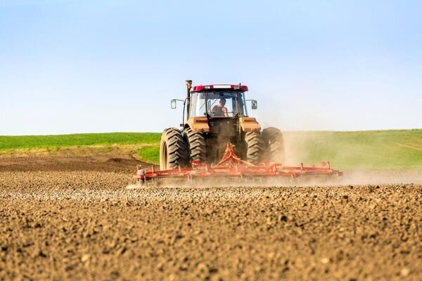 برند سازی کشاورزان با خوداتکایی و تولید محصولات با کیفیت در شهرستان‌ها