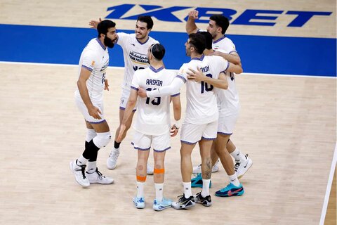 برد بزرگ سروقامتان ایران مقابل صربستان