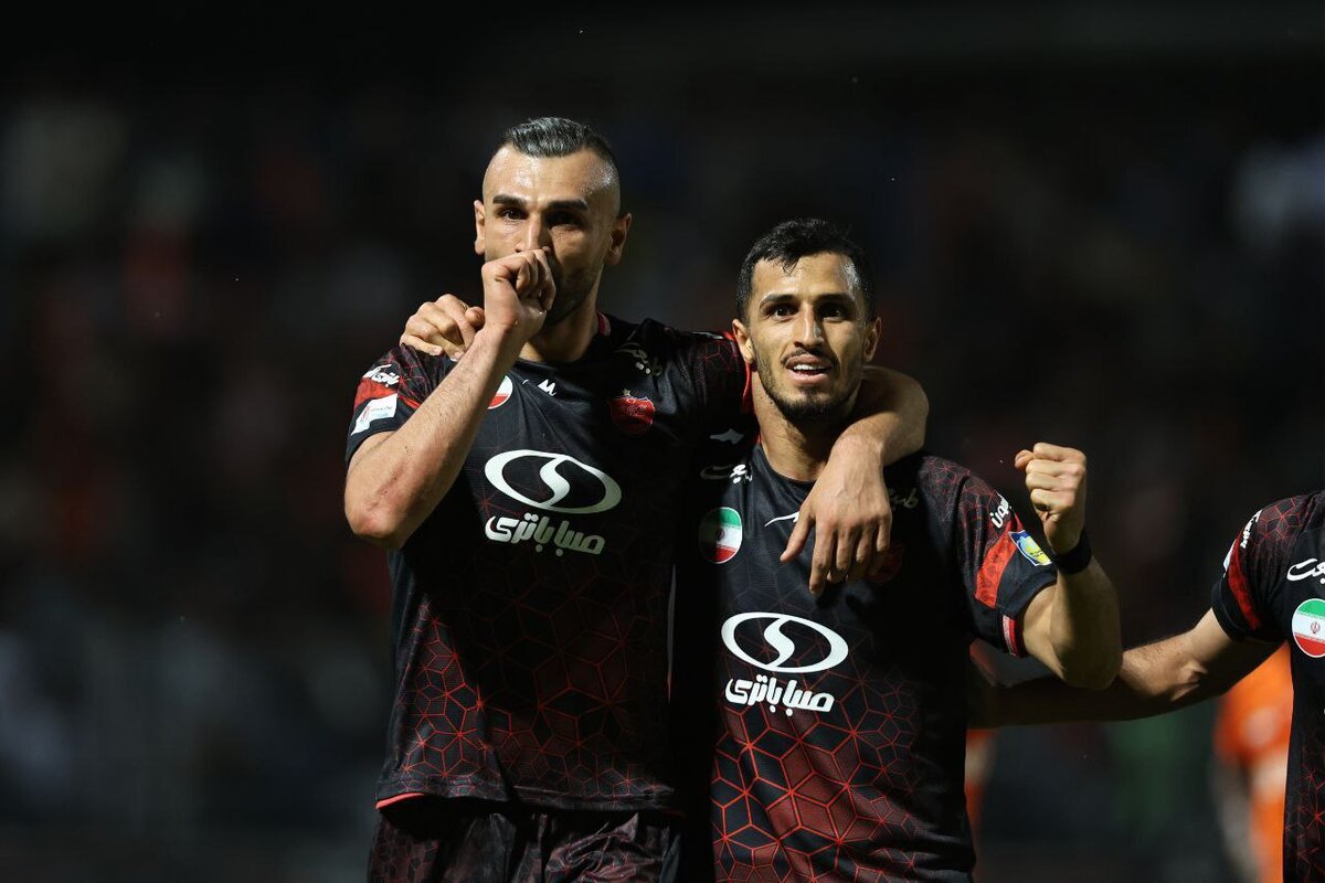 ستاره پرسپولیس به مدیر ترکیه‌ای رشوه داد!