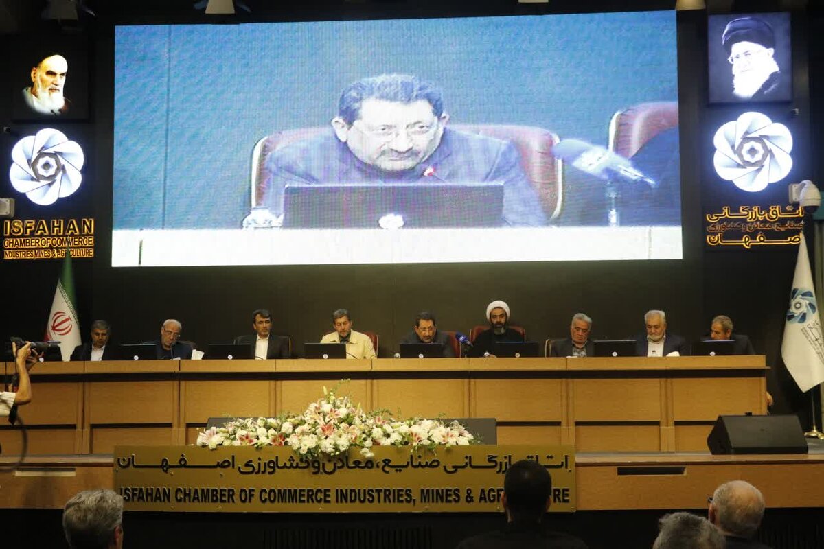 پیشگامی فولاد مبارکه در استفاده از فیلتراسیون و توسعه فضای سبز می‌تواند الگوی دیگر صنایع باشد