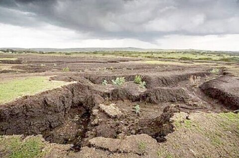 سیلاب و فرسایش خاک، ۲ بحران عرصه‌های منابع طبیعی ایران