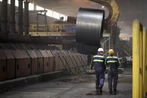 کاهش تولید فولاد ایران در پیچ‌وخم ناترازی انرژی