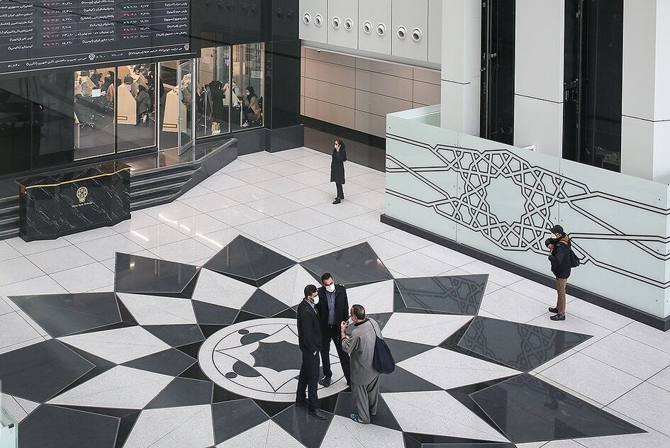 کاهش سود تقسیمی درپی موج تند مشکلات صنایع