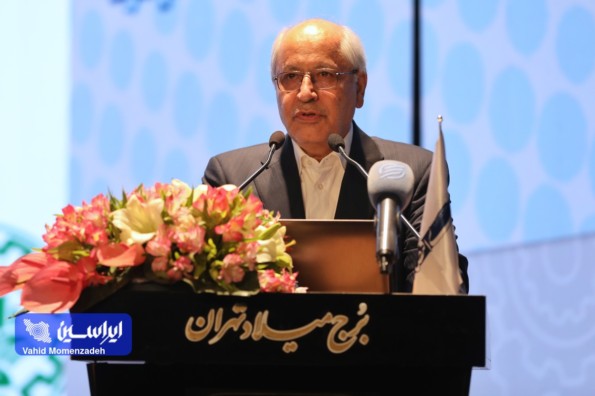 حتی با رفع تحریم‌ها صنعت ایران کوچک‌تر می شود