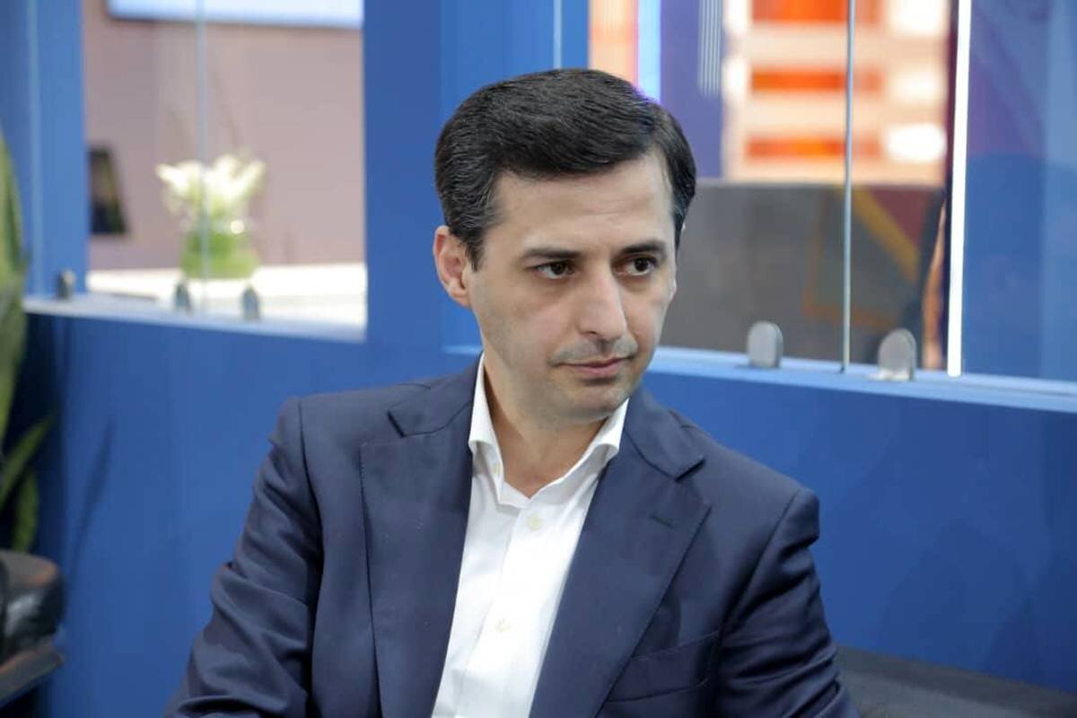 با محصولات کم‌ارزش راه به جایی نمی‌بریم