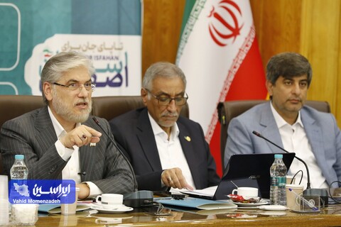 بازدید وزیر علوم از مرکز نوآوری فولاد مبارکه در دانشگاه صنعتی اصفهان