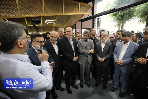 بازدید وزیر علوم از مرکز نوآوری فولاد مبارکه در دانشگاه صنعتی اصفهان