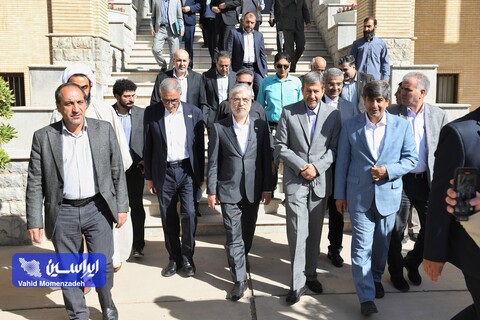 بازدید وزیر علوم از مرکز نوآوری فولاد مبارکه در دانشگاه صنعتی اصفهان