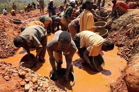 بازار سیاه فلز زرد